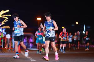 BIB: 42633, 42000
                            <button type="button" onclick="openModal(22959535)" class="btn btn-primary btn-sm float-right btn-popup" data-toggle="modal" data-target=".modal-high-quality">
                        <i class="fas fa-shopping-cart"></i> Add to Cart
                    </button>
                                            <button type="button" onclick="isThisMe(22959535, true)" class="btn btn-success btn-sm float-right btn-popup btn-isme hidden" data-toggle="tooltip" data-placement="bottom" title="นี่คือรูปของคุณใช่ไหม คลิกที่นี่เพื่อเอาเข้าอัลบั้ม">
                        <i class="fas fa-plus"></i> Add to album
                    </button>
                    <button type="button" onclick="isThisMe(22959535, false)" class="btn btn-warning btn-sm float-right btn-popup btn-isnotme hidden">
                        <i class="fas fa-ban"></i> Remove from album
                    </button>